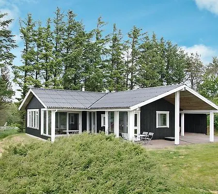Four-bedroom Holiday In Spottrup 1